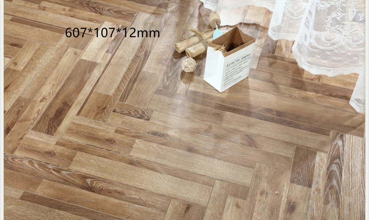 Mixspacefloor's tweet photo. herringbone Laminate flooring. 
607*107*12mm. 
Whatsapp:+86-13921089219
#laminateflooring #herringbonefloor #fishbonefloor #floorcovering #flooringinstallation #decoration #homedecoration https://t.co/p1LF8L0Dn8