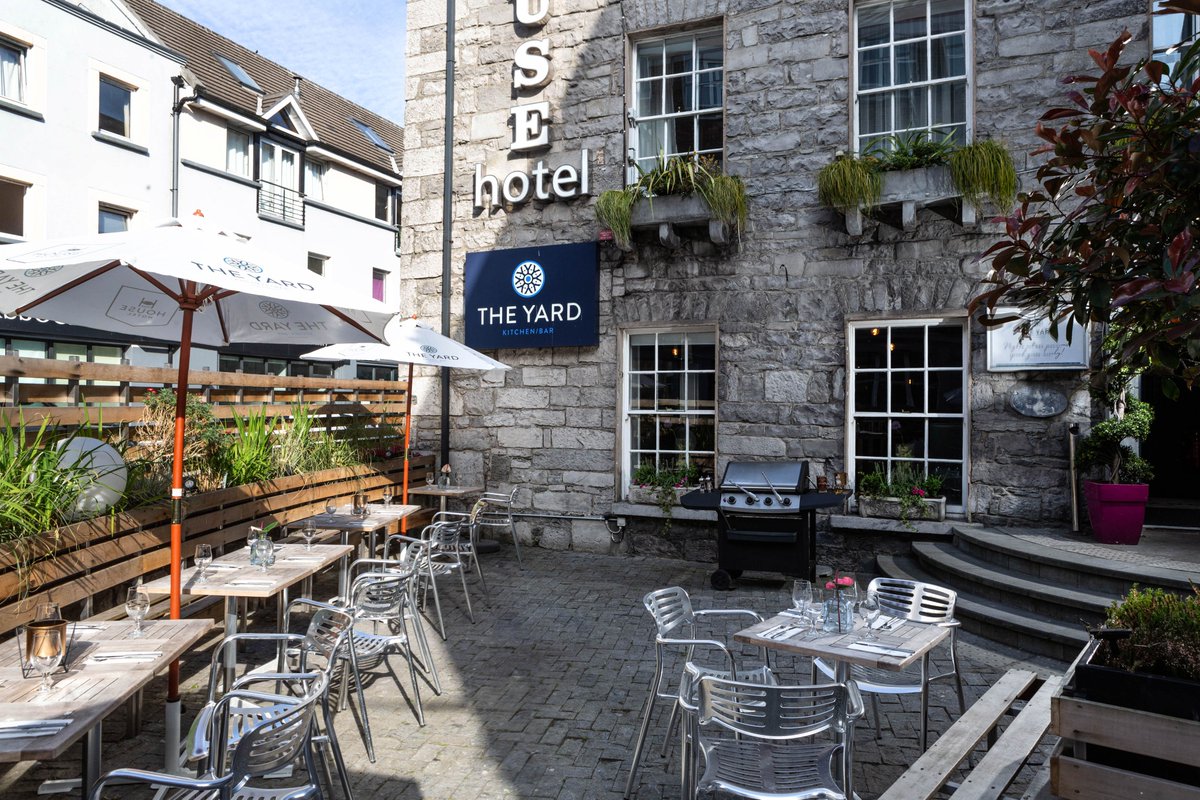 We are now open for outdoor dining. The Yard at The House Hotel is an ideal place to enjoy a cocktail and some light bites this summer. Located in Galway's Latin Quarters, book in advance to avoid disappointment. Simply click on this link below to book.

opentable.ie/r/the-yard-kit…