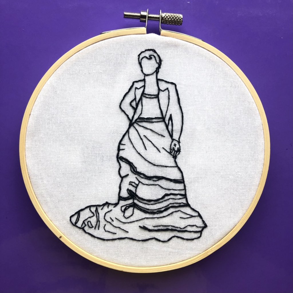 mbroiderybymols's tweet image. Some of the pieces available on my etsy shop (Tom Holland’s Spider-man, Harry Styles in Vogue, Loki from his upcoming series and 10 Things I Hate About You) etsy.me/3sU05aP