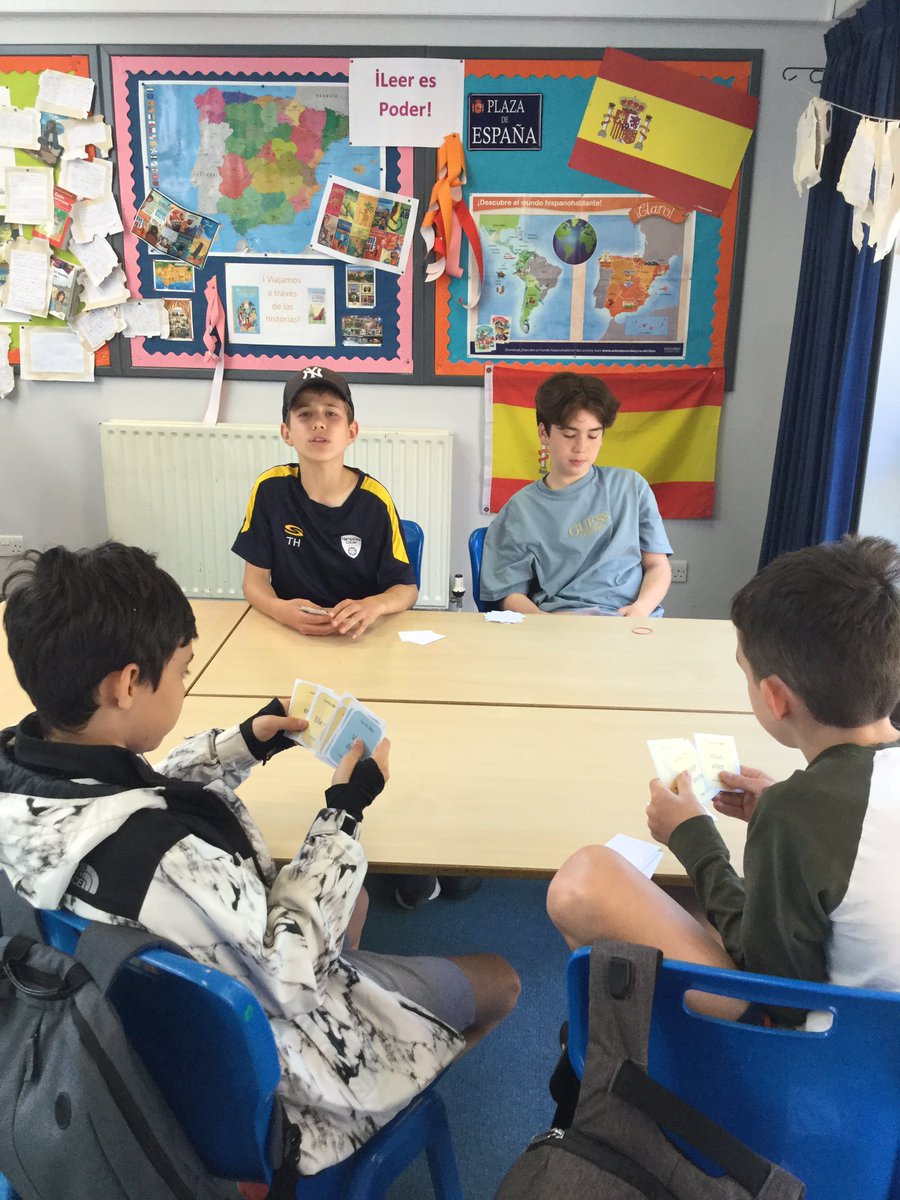 DunhurstMFL's tweet photo. On joue aux cartes! “Happy Families” with French verbs 😁 https://t.co/tH2mpv1mXy