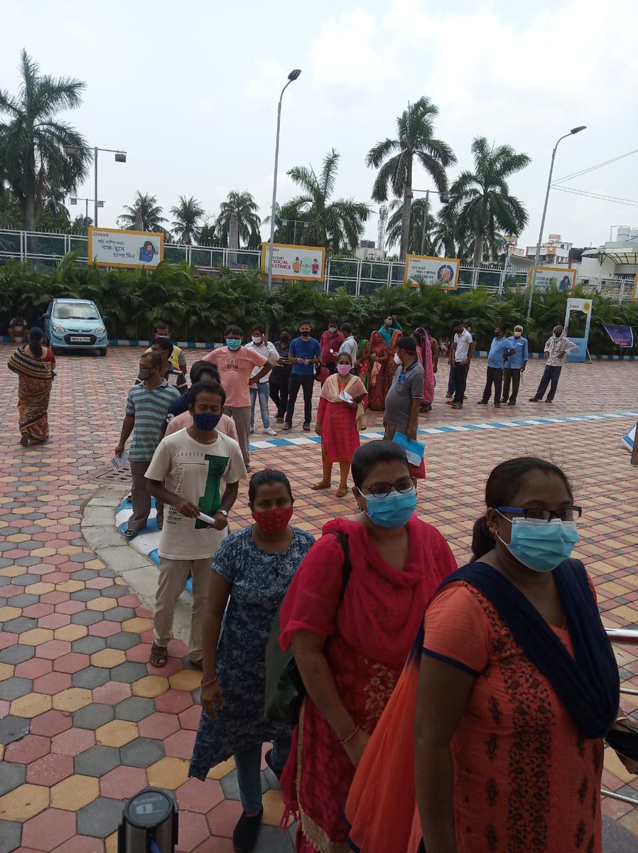 srijitspeaketh's tweet photo. #O2kuShawbar Free vaccination for the lesser privileged in association with Medica at the Kishore Bharati Stadium. https://t.co/EIp8T6VArN