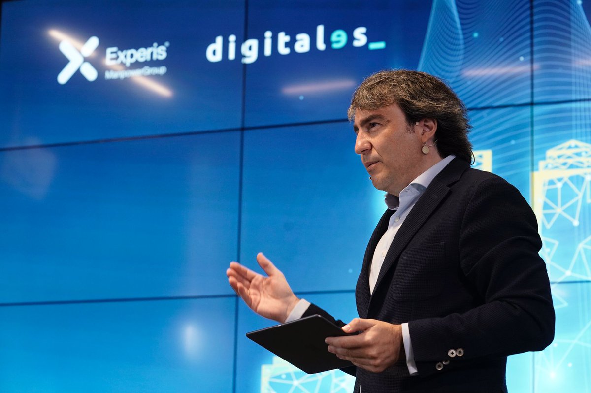 ManpowerGroupES's tweet photo. "Hoy por hoy la demanda se centraliza alrededor de dónde se ubica la empresa. Pero esto está cambiando con el #teletrabajo. De media, el salario de perfiles tech en España se sitúa a 11,000 euros de salario bruto anual (un 42% de incremento)." Fernando Aguilar #EstudioTechCities https://t.co/8q9L08oU9a