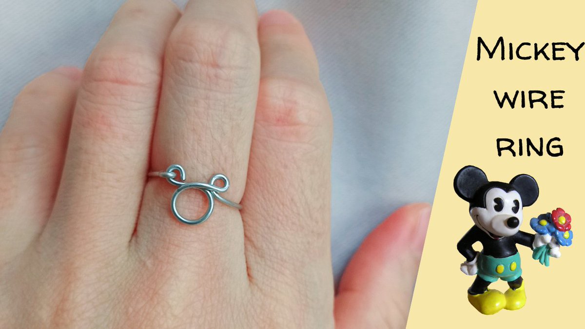 ChicHandi's tweet photo. Would you like to make yourself one?
Mickey diy wire ring
https://t.co/DuUquE69wu
#handmadejewelry #handmadegifts #diywirering #Wirewrapped #mickeyring #chichandihome https://t.co/fXkuBiyfDL