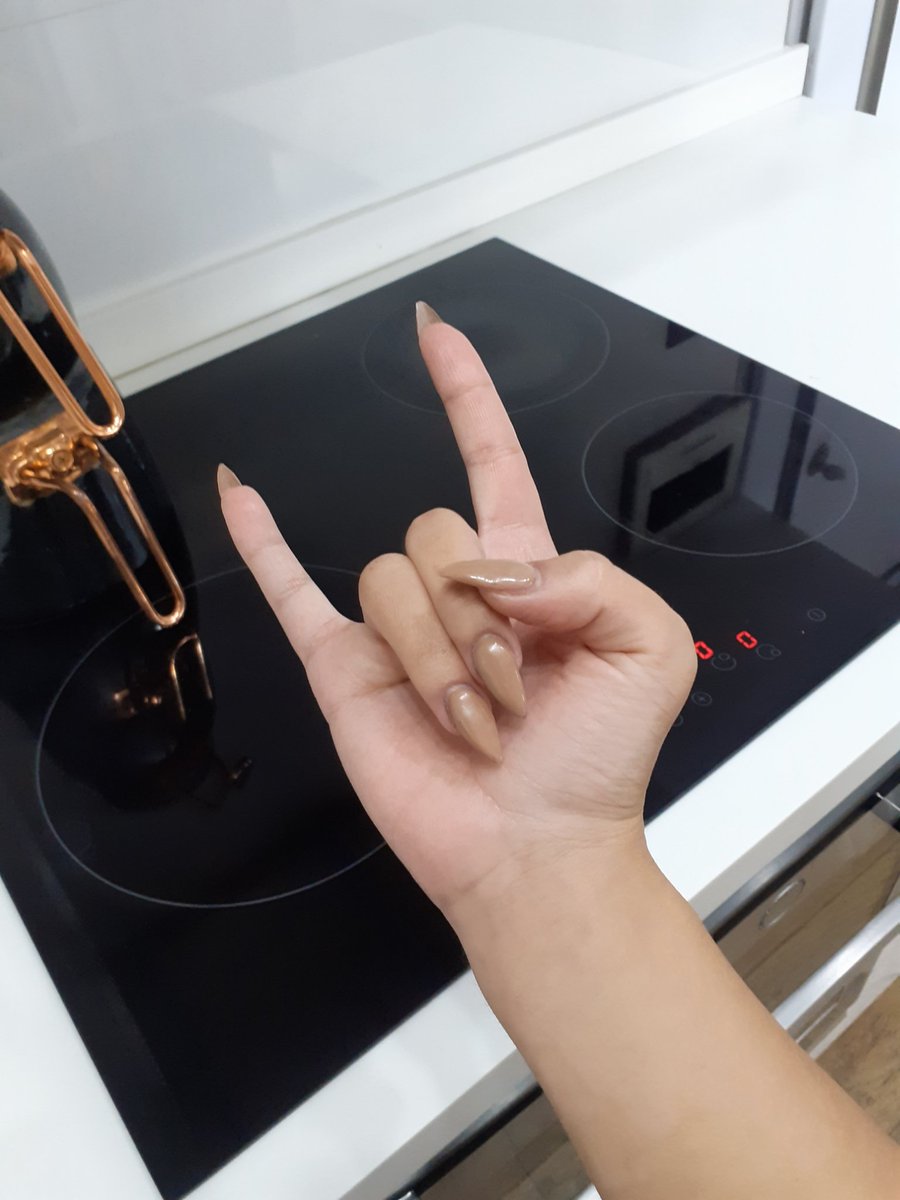 herkesin evinde böyle bir çatal var mı??yoksa kavanoz açamayan tek salak ben miyim