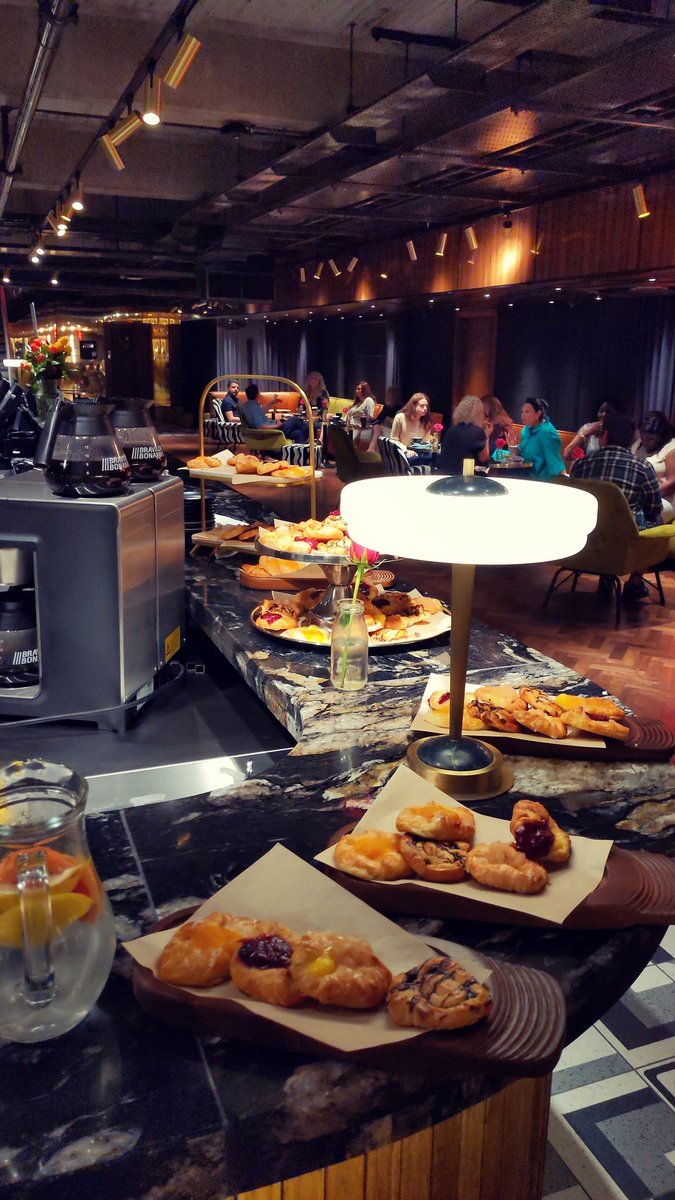 PearlAndDean's tweet image. We're back in the cinema for a P&amp;amp;D screening of#TheFather. Very exited to be back at the big screen! #HelloCinema