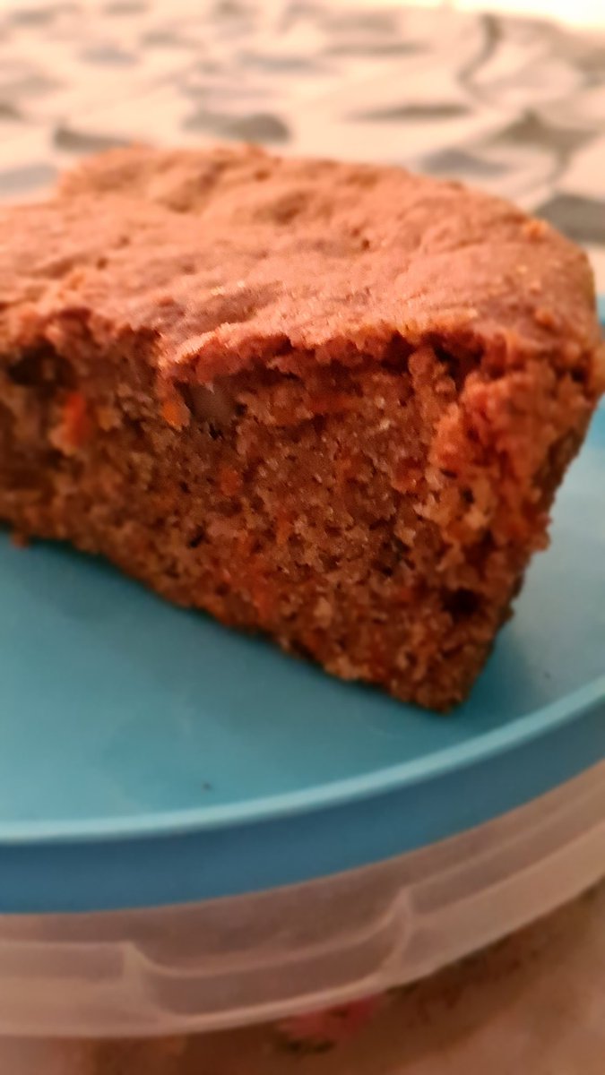 AnkitaUba's tweet photo. Good times need Good cakes. Baked Carrot cake again. It hit the taste buds like a breeze transcending us to heaven. #LoveForBaking #Cakes #shivesh17 https://t.co/OJptAJ0wtR