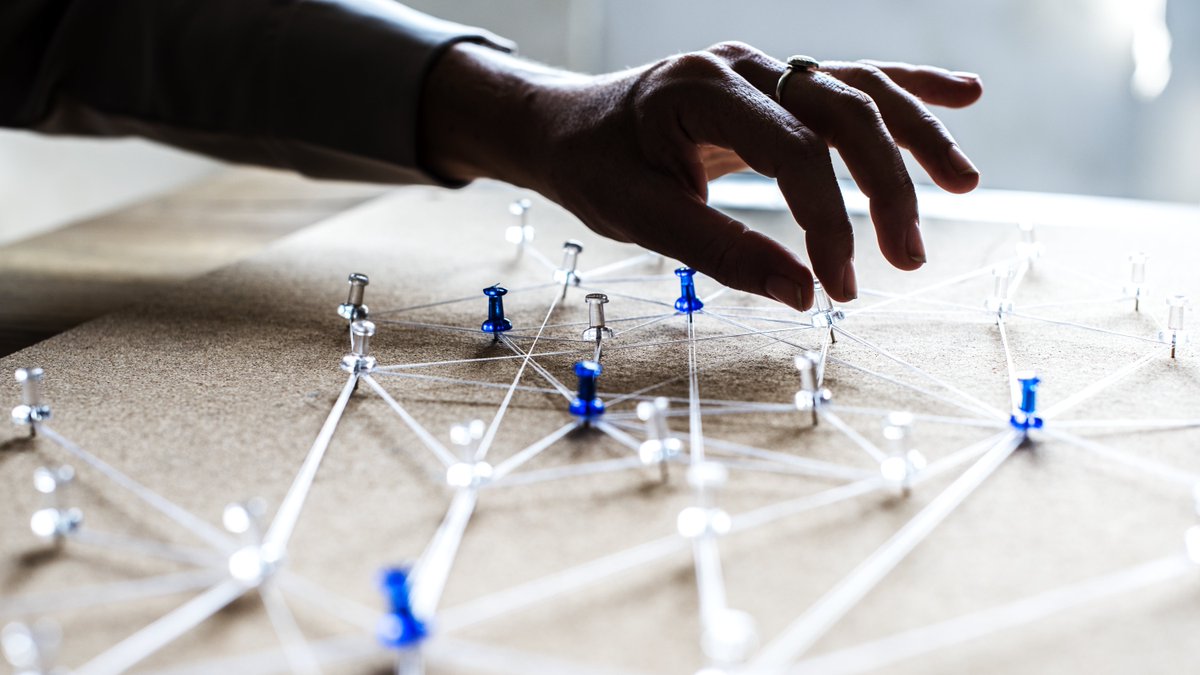 Prolifics_UK's tweet image. Connected applications, systems & integrated data can supercharge business output, sparking innovation 💥
Accelerate your time to value, unlock the power of data & develop your own API ecosystem to participate in the #APIEconomy.
ow.ly/oTpj50F5jKG
#MiddlewareSolutions