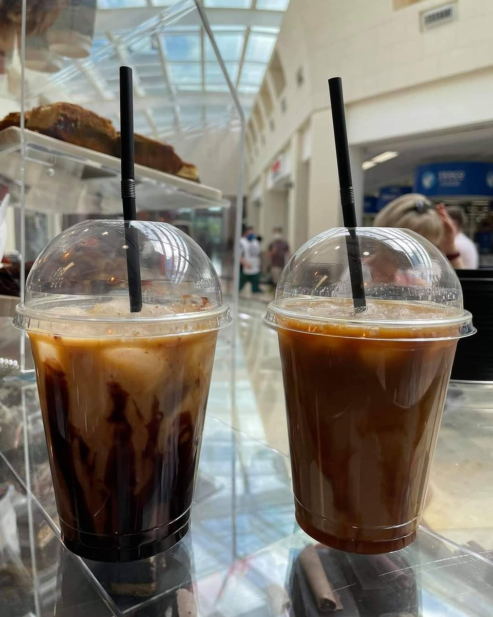 Iced Caramel Latte or Iced Mocha?

Put a pep in your step and have a great Tuesday 😊

#BakedDundrum #coffee #icedcoffee #icedcaramellatte #icedmocha #togo