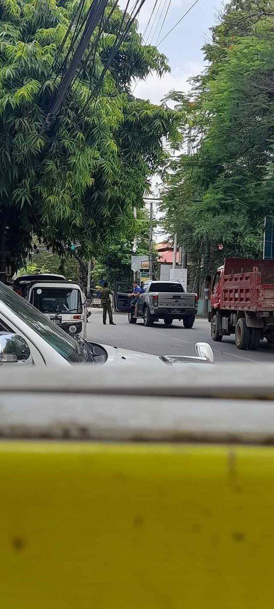 poed_pd's tweet photo. Mandalay residents are being terrorized by SAC soldiers. As long as SAC is in power, there will be no peace or stability in Myanmar. #RejectCoupRejectASEAN #June8Coup #WhatsHappeningInMyanmar  https://t.co/73g3XLHmDt