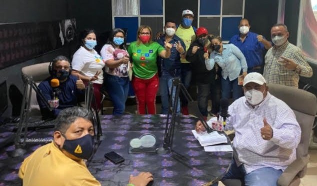 Gracias A Mi Pueblo Amado. Hemos vivido momentos difíciles juntos, hemos vivido momentos de alegría juntos y seguiremos juntos porque este amor y conexión no vienen de un cargo sino del amor de familia que sentimos. Los amo profundamente.

¡Por siempre y para siempre!