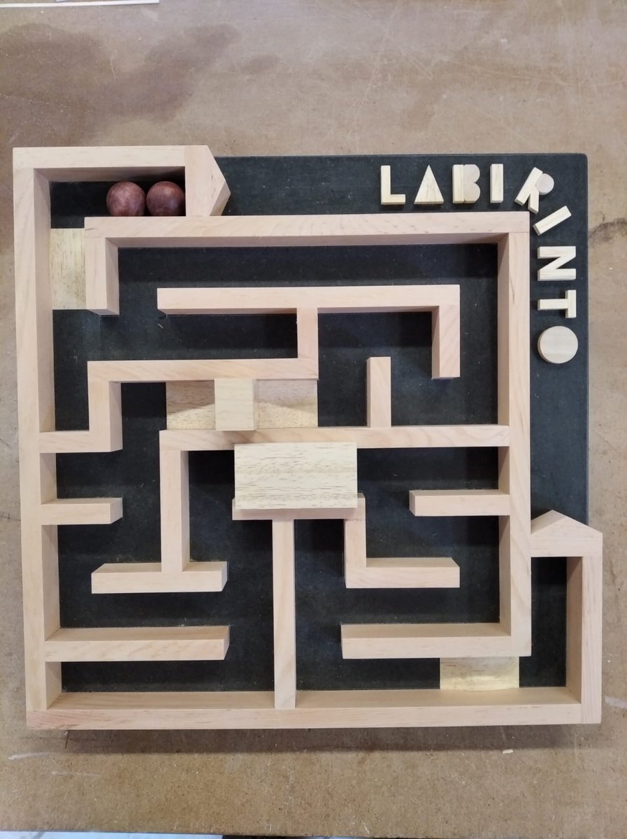 Era ancora in lavorazione ma era già bello, no? ;-) E' uno dei giochi tattili del nostro progetto "Una mano all'alzheimer" finalizzato a mettere a disposizione dei malati di demenza e dei loro caregiver strumenti specifici di svago. #MuseumWeek2021 #DietroLeQuinteMW <a href="/MuseumWeek/">ᴍᴜsᴇᴜᴍᴡᴇᴇᴋ 🏛</a>