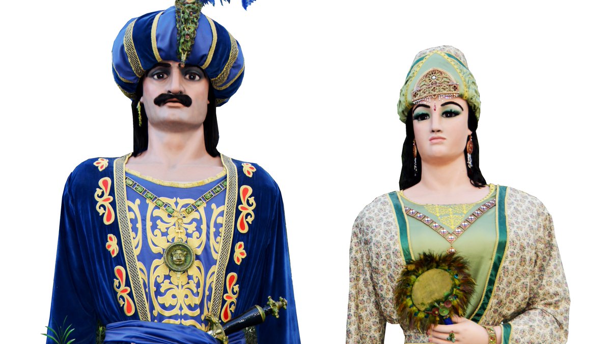 Uns altres dels convidats pels #GegantsdelPi a les seves #QuinquennalsPi són els #Gegants Moros de #Tarragona. 🎶

Construïts l'any 1851 per Bernat Verderol, l'any 1985 van ser substituïts per les rèpliques actuals. 🎨

Te n'expliquem la història⤵️
barcelona.cat/culturapopular…