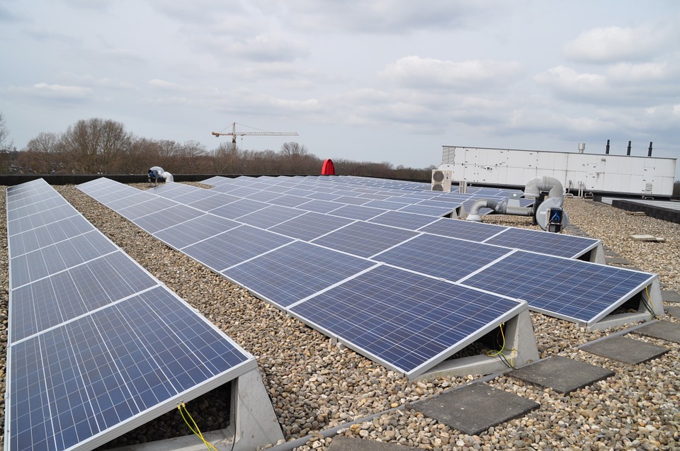 lemondelenergie's tweet photo. . @rte_france publie 6 scénarios pour l'avenir du système électrique d'ici 2050, qui impliquent tous une forte hausse des énergies #renouvelables, à commencer par le #solaire.

Cc @ENERPLAN  @Richard_Loyen @ser_enr @Observ_ER @RTE_idfn

               👉👉 https://t.co/zxWHUibv5q https://t.co/qhfir5xqbr