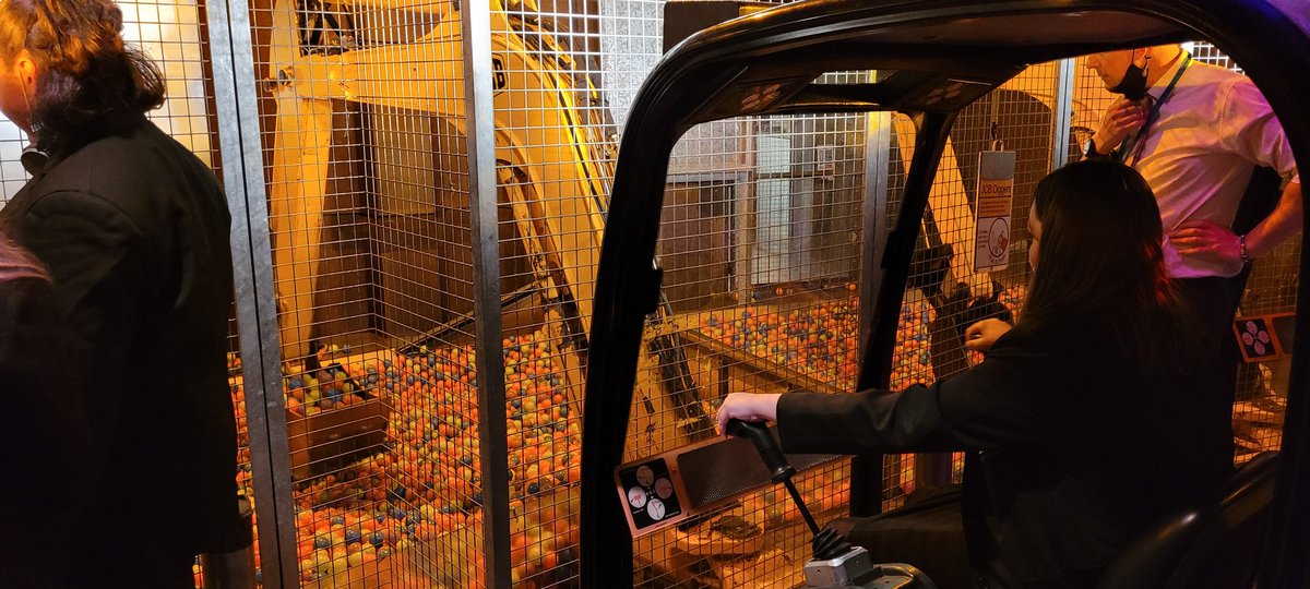 Mr Wainwright tweet media