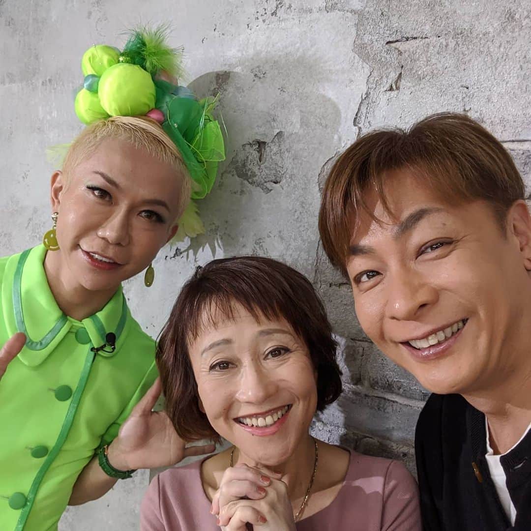 Uzivatel トシ子ちゃん Toshico Na Twitteru ミセスマートtv 少し前の動画ですがトシ子が大好きな松野明美さん そして最近恵比寿に美容のお城を作った仲良しsayaka先生の放送です T Co Wghmpduf0c Sayka先生のクリニック T Co Kevujpcaet 六本木院