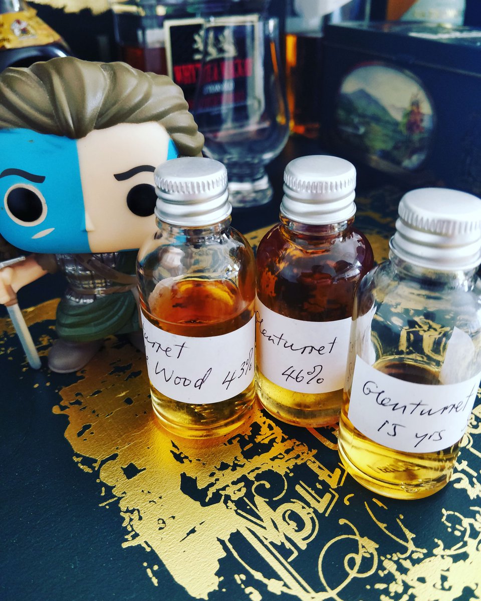 Wallace se ha ido de paseo y de ha traído unas muestras de las nuevas expresiones de <a href="/DrinkGlenturret/">The Glenturret Whisky</a>. ¡Habrá que reseñarlas! #whisky
