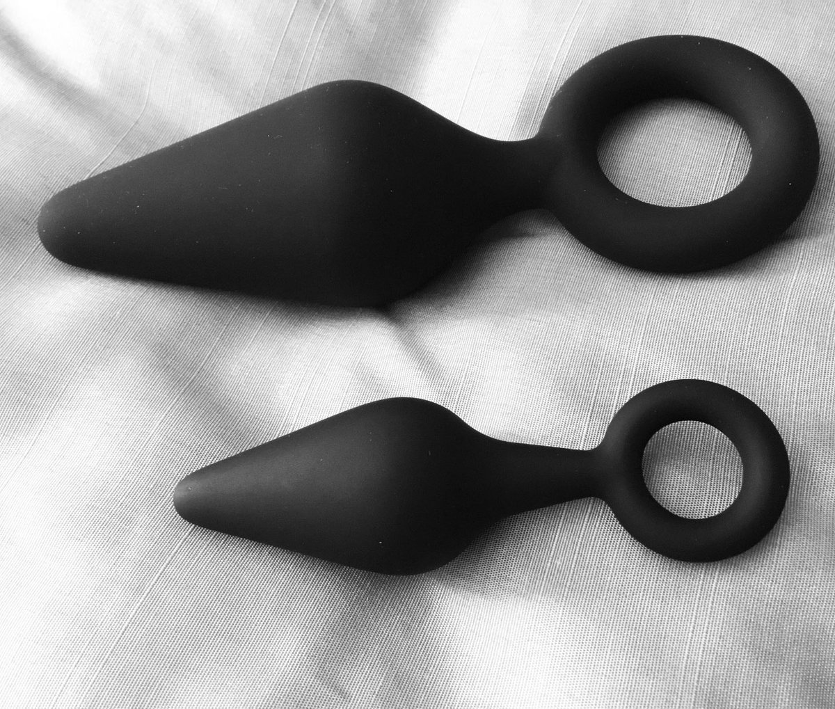 N_PLEASURES_UK's tweet photo. Now...what’s your preference, large or small silicon plug ?
#buttplug #analplug #siliconplug #plug #plugtail #loopedplug #naughtypleasuresuk #bdsm #ddlg #silicon #sexy # https://t.co/NLTguDQ0zR
