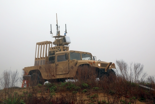 DefenseMirror's tweet image. .@DARPA #CounterDrone #AttackDrone @Dynetics DARPA Tests Autonomous Counter-Drone Tech for Use in Crowded Areas defenseworld.net/news/29753/DAR…