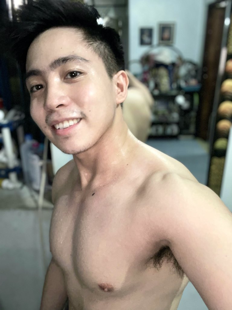 paolomiguel94's tweet image. No excuses!!! 💦 #quickworkout
