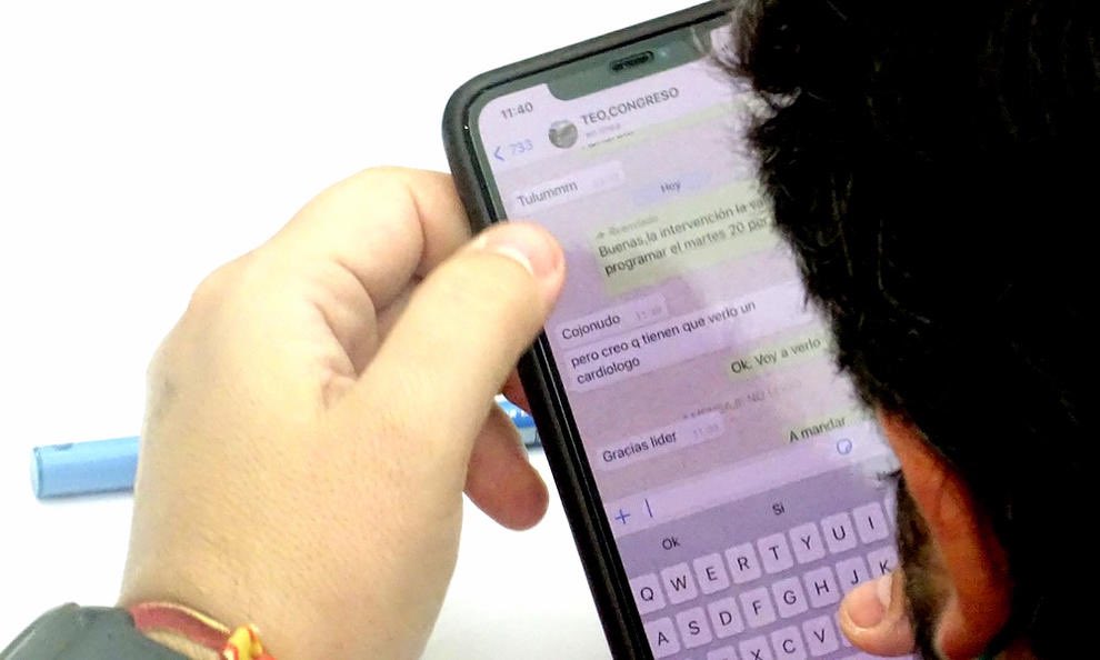 👵🏻Mi abuela (92 años) espero encerrada en casa casi un año hasta ser vacunada en su turno.

👨🏼‍🔬Mi padre (62 años) como todo murciano padeció una demora quirúrgica de más de 126 días.

García Egea sólo tiene que levantar el ☎️ y llamar a #LópezMiras para que un familiar sea operado