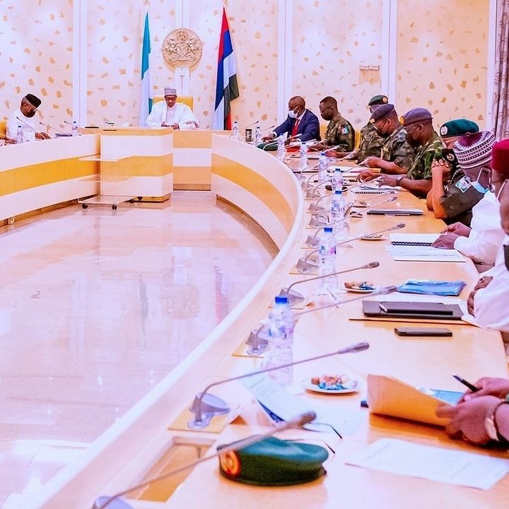 POSTNAIJA tweet media