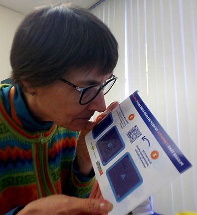 MonellSc's tweet photo. Many take the sense of #smell for granted, but for some #anosmia is the reality. Join @MonellSc at the @PhilaFlowerShow on Sat, June 12 to learn about the #SCENTinel rapid smell test, developed for #COVID19, now expanding to test other #smell loss: https://t.co/rAC5hsIU63. https://t.co/TL9AEORQzC