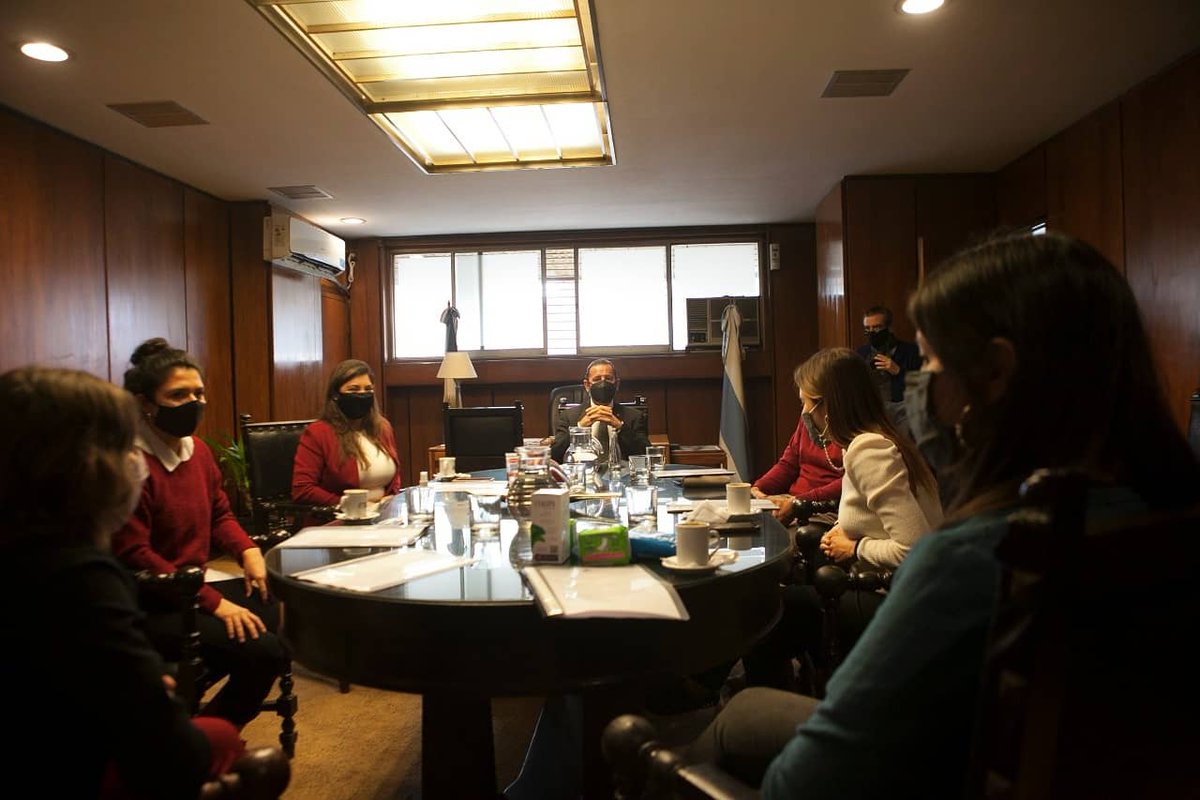 En la mañana de hoy nos recibió en el Concejo Deliberante de la Capital el presidente <a href="/fernandojuri/">fernando arturo juri</a>
 
Presentamos el proyecto de ordenanza de Justicia Menstrual que impulsamos junto a la concejala Sara Assan, quien con predisposición y compromiso se sumó a trabajarlo conjunto