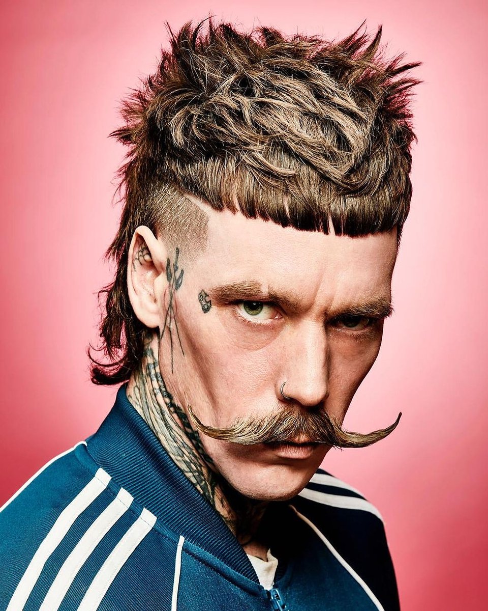 [ M U L L E T  S T Y L E ]
L 3 V E L 3 ™️
Hair: <a href="/r/">Rex Hammock</a>.braid 
Model: <a href="/dangeruss777/">Russell Bristow</a> 
Photography: <a href="/liamoakesphoto/">Liam Oakes</a> 
Products: <a href="/lv3pro/">lv3</a> Powder / Spider Wax
#RBraid #MensHair #l3vel3™️ #lv3elite™️ #lv3
Reposted from <a href="/r/">Rex Hammock</a>.braid