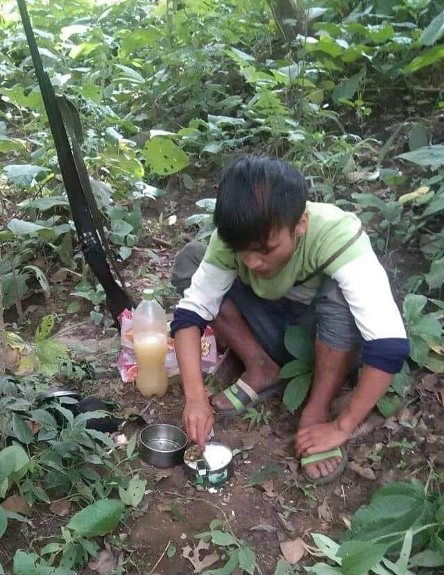 sfys_nn's tweet photo. During the clash that erupted in Phayar Sakhan village and Shet village which is 10 miles afar from #Mindat between CDF and Military terrorist council on June 8, Junta's troops used heavy artillery that a CDF comrade, Salai Ling Yaw Um (18 yrs old) was killed. 
#June8Coup https://t.co/436Rsg6Wwl