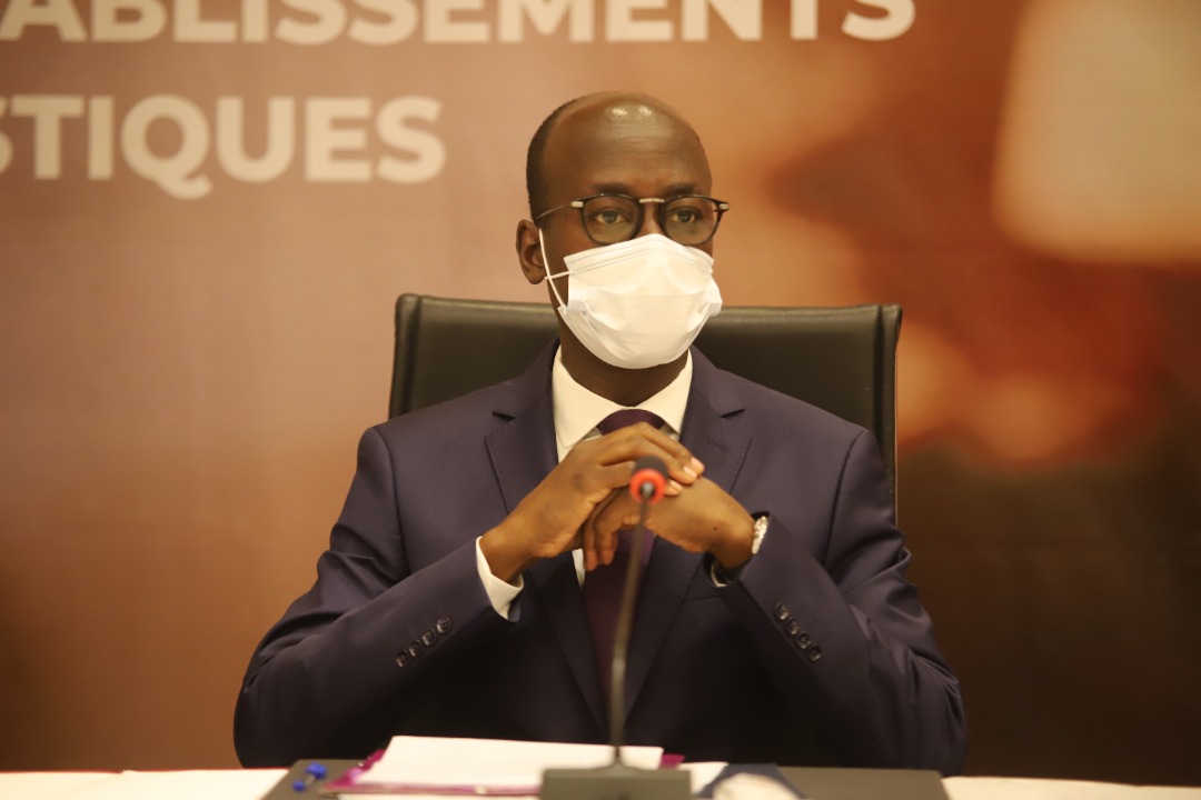 RbeccaADJINAKO1's tweet photo. @goldentulip_coo de Cotonou a abrité ce 08 juin la cérémonie de remise de licence professionnelles pour une bonne #DestinationBenin. Avec @TourismeBenin_ , @ANPT @Banquemondiale #CTM #FOPATH @anecsmo #ddt21 #DPP @DjimidoGerm @africa_cultures @RbeccaADJINAKO2 @OMTFrance @bysoumah https://t.co/oAF9SxCdnc