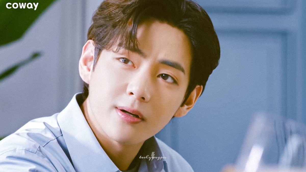 TaeTaeToes's tweet photo. @BEtheBestJJ 😏 https://t.co/1xFBjDfcmR