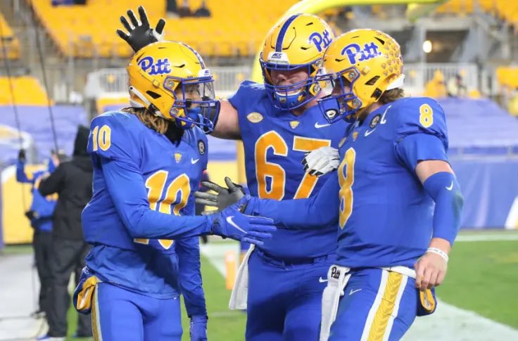 ChalilCummingss's tweet photo. I am truly blessed to announce my 1st offer from University of Pittsburgh @ChadSimmons_ @SWiltfong247 @rivalsmike @BrennanMarion4 @Coach_Shanks @CoachBT9 
#H2P @Pitt_FB 
@DemetricDWarren @rivalsmike @ChadSimmons_ @SWiltfong247 @EJHolland_TW @BudElliott3 @Andrew_Ivins https://t.co/EvkZ6uyZ0i