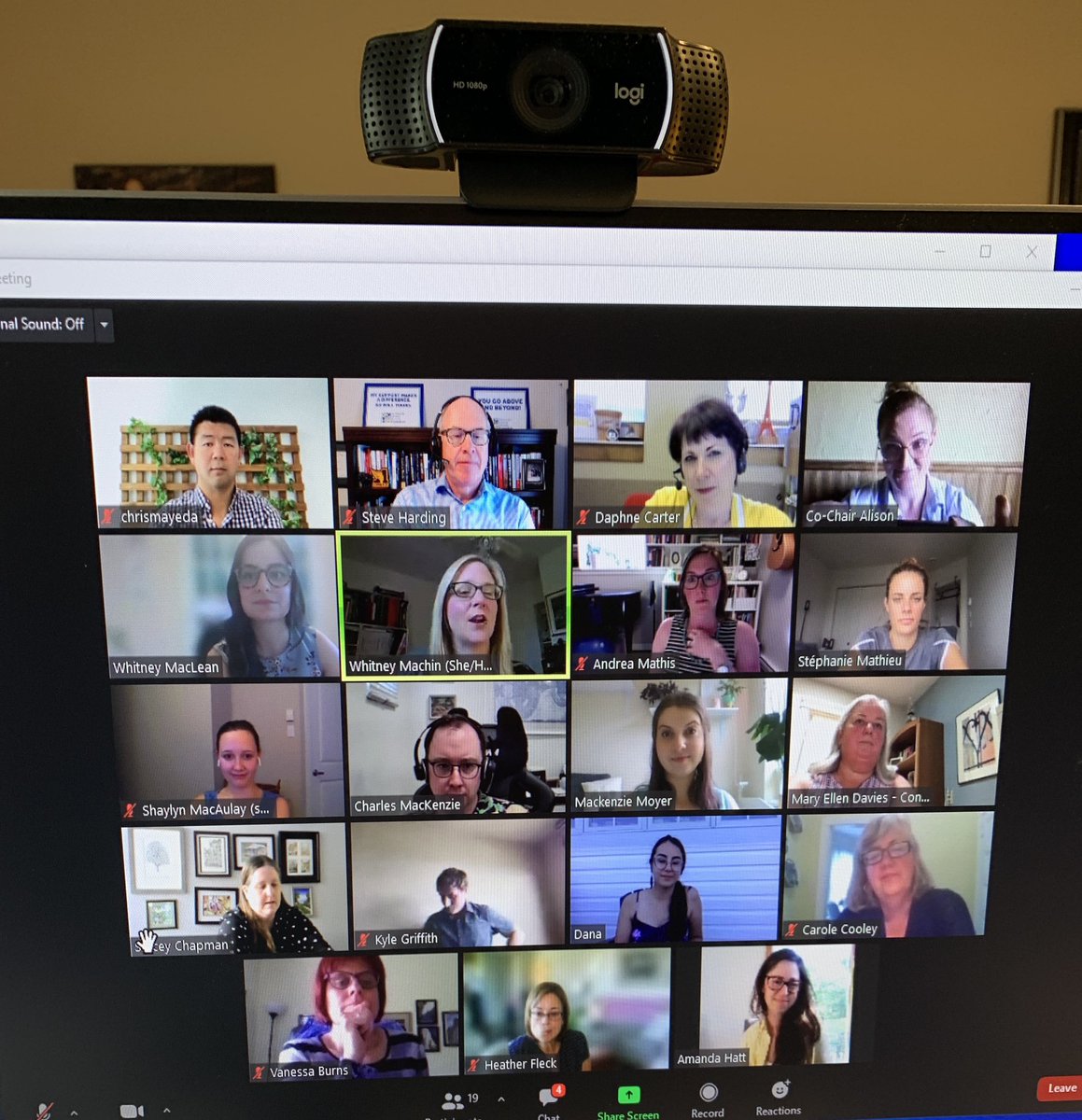 What a great way to finish day one of the AFP Conference by meeting so many wonderful NFP colleagues at the virtual networking hour. #MFC21 I can’t wait to be back in person - but @WMachin & @whitney_macc did a great job bringing us together for some virtual spirits @afpns