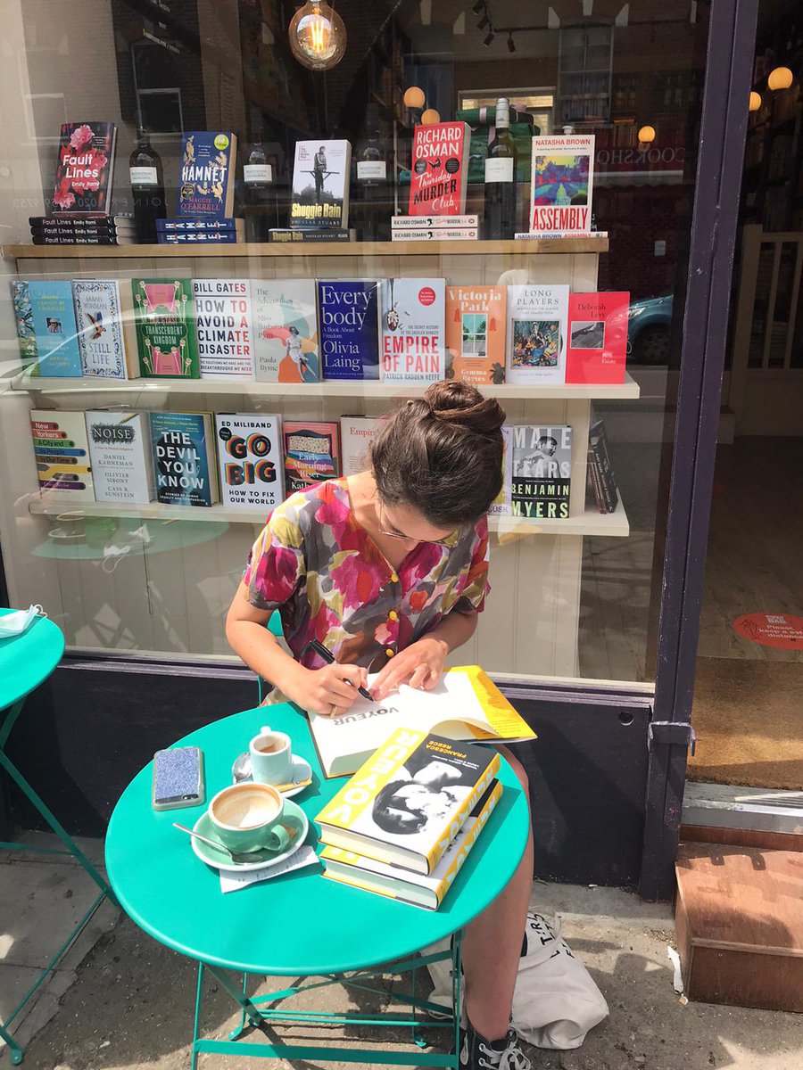 ce_seymour's tweet photo. Voyeur by @FrancescaReece is out on Thursday but signed copies are already on sale @BookBarUK if you want to get in early! #voyeurbook https://t.co/eOq0m40xBX