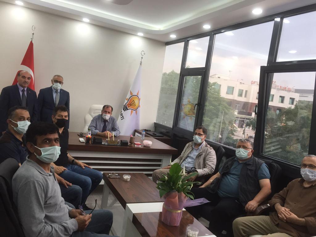 Çiftlikköy meslek teknik  ve eğitim merkezi okulu müdürü Sıddık OKAY ve çalışma arkasları yeni ilçe binamızda bizleri ziyaret ettiler kendilerine teşekkür ediyoruz.