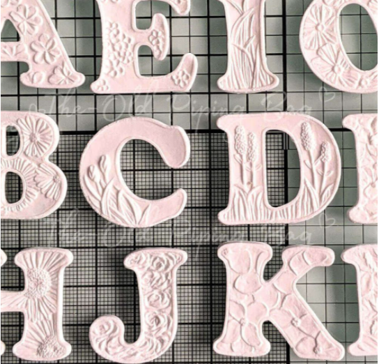 Wishing a warm welcome to #ACIDmember <a href="/TheOldPipingBag/">The-Old Piping Bag</a> who makes unique, award winning silicone moulds for cakes and crafts. To make beautiful bakes and tasty treats take a look here: bit.ly/35cR6HH