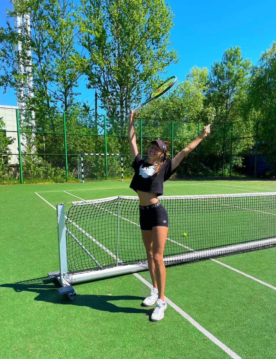 Best time of the year is cominggg🌱🎾❤️
#grasscourtseason