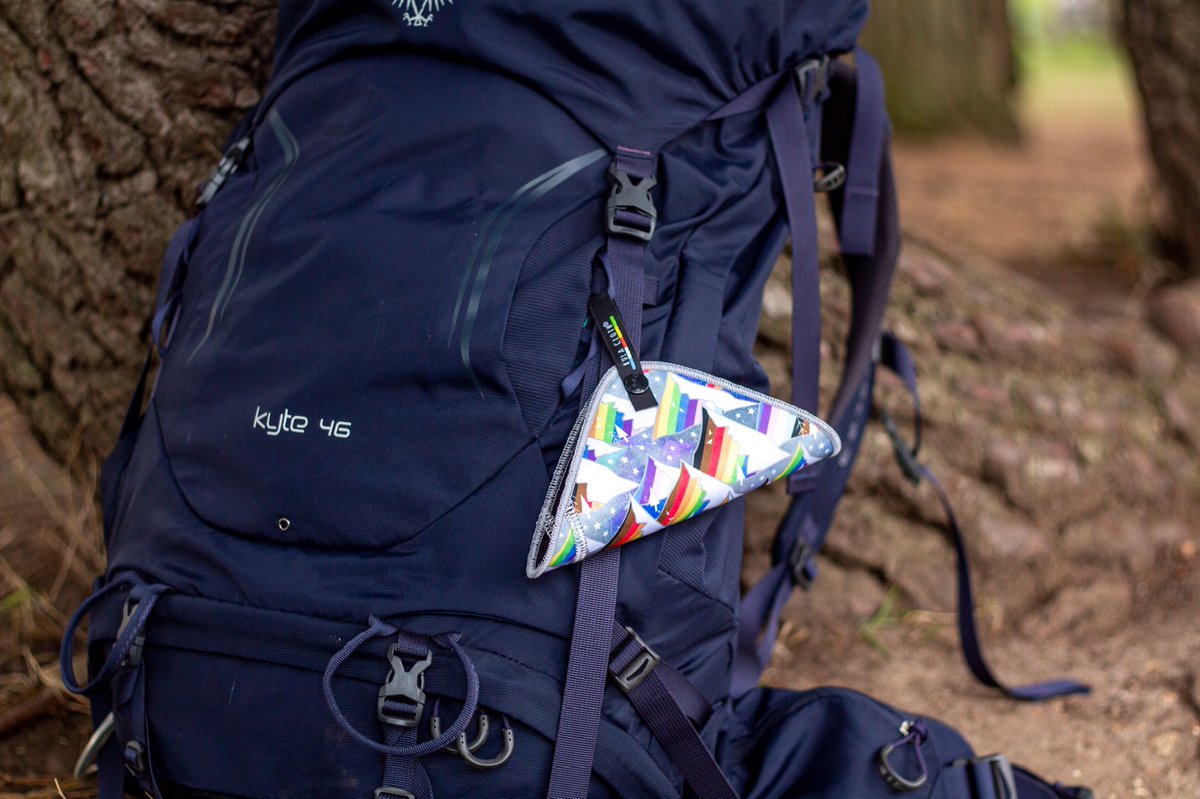 ShellsEllison's tweet image. Let’s talk about wild weeing!  If you’ve been putting up with drip drying or carrying in/out your own toilet paper in the outdoors, there is now a hygienic and environmentally friendly, perfectly designed solution and it’s now in the UK. Check out the Kula Cloth - link in my bio!