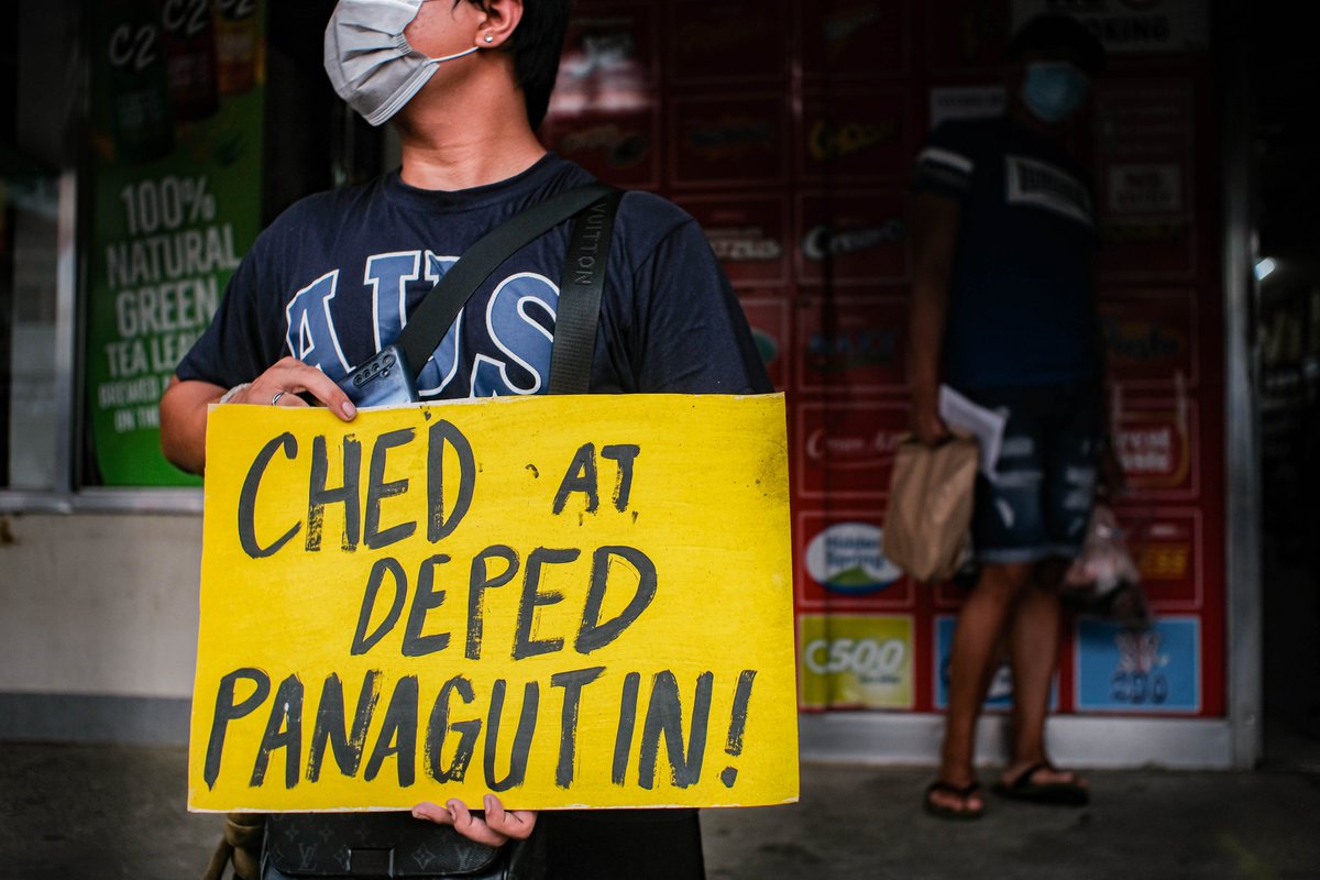 sakbayanuplb_'s tweet photo. Tignan ang lahat ng litrato dito: https://t.co/VsPxFjXTsJ
#LigtasNaBalikEskwela
#NoStudentLeftBehind
#STFightsBack https://t.co/uSagTX4L4g