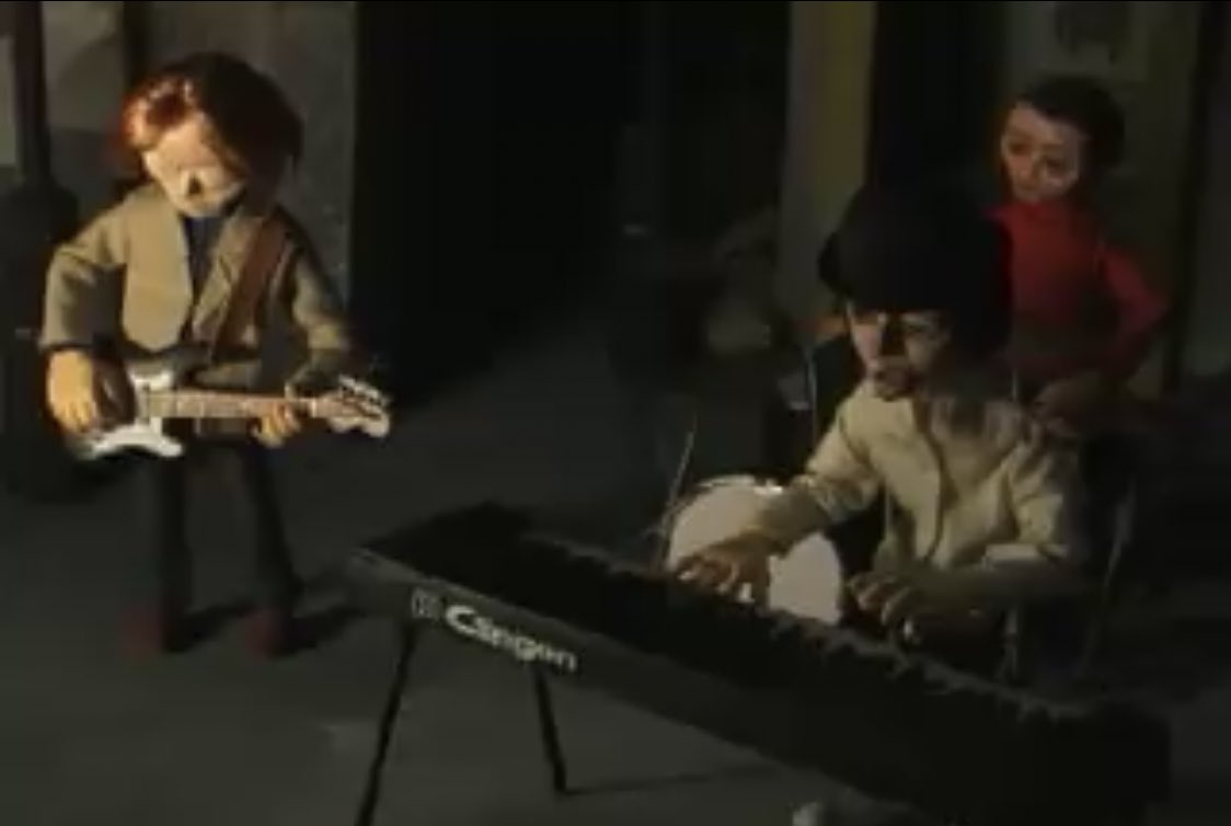 芦野公平 Kohei Ashino 工作大好きだったからセットも人形も全部手作り 全員自作の金属アーマチュアが内蔵されてて 楽器も無駄に鍵盤の鍵全部動く仕様だったり バスドラムは実は鯖缶だったり笑 T Co Jnpkrhdrb6 Twitter