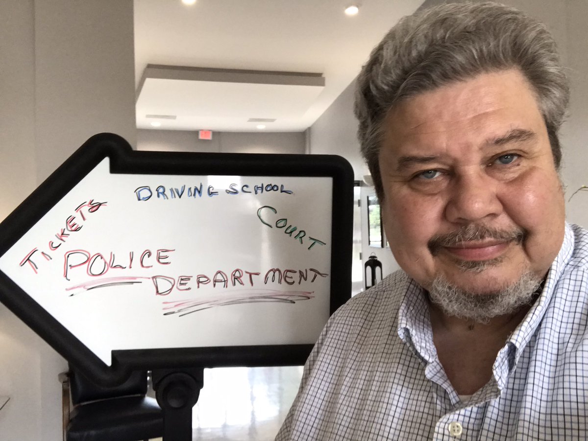 dpolley11's tweet image. Sometimes a picture says it all without a caption! A teaching moment for me that I can share with students this fall! @TNedu @CollegeSystemTN @JMCSchools #watchthesigns
