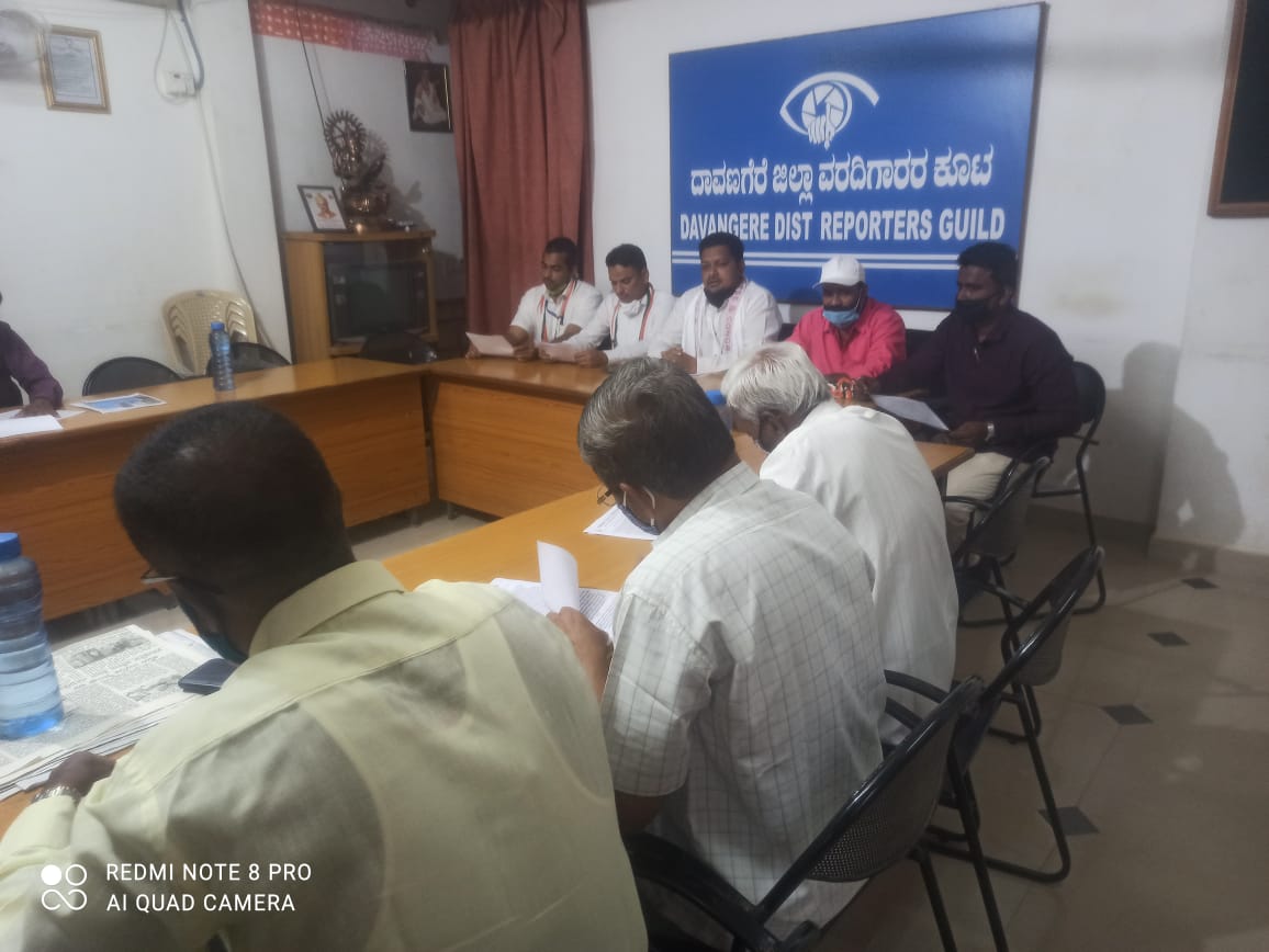 hjmainuddin's tweet image. Todays press meet Regarding 
#7yearsOfModiMadeDisaster #NoVaccineNoVacancy #Resign_PM_Modi #ModiDisasterForIndia #ModiResign @IYC @Allavaru @srinivasiyc @sitaramlamba @ManishSChodhary