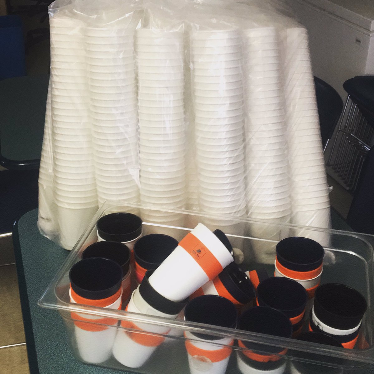_openarms's tweet image. Iced coffee to go please! ☀️ 
Thank you to @JustUsWolfville for donating coffee cups for our shelter guests! It will be nice to offer a reusable mug to take with them for the day 🥳 
#shelter #summerheat