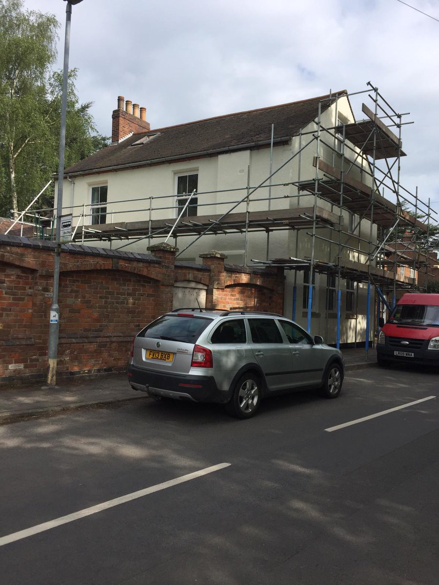 Texacote's tweet photo. A completed install on this detached property in Derbyshire using Wethertex HD77 Protective Wall Coating System in Antique White. The lower half was done in Ashlar render finished in Wethertex AP77 to give it the stone effect. https://t.co/qxb6wc6ucM
#texacote #wethertex https://t.co/zVxn5atBXK