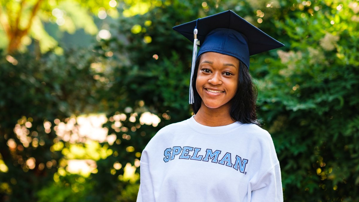 Let's hear it for outstanding senior Taylor Kerr of <a href="/WakeGirlsLead/">WYWLA</a>! Thanks to her strong academic performance and the many extracurricular activities she  pursued inside and outside of school, she heads to <a href="/SpelmanCollege/">Spelman College</a> this fall on a full scholarship! wcpss.net/site/default.a…