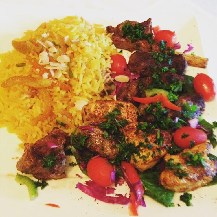 ZiffProperties's tweet photo. Today is #NationalBestFriendsDay! 

Grab your BFFs and head down to #AzroAfghanCuisine for flavorful authentic #AfghanCuisine! They are open Tuesday through Sunday and located at suite 131! 

Photo Credit: Azro #SanAntonio #CastleHillsMarket https://t.co/IsJroAouHH