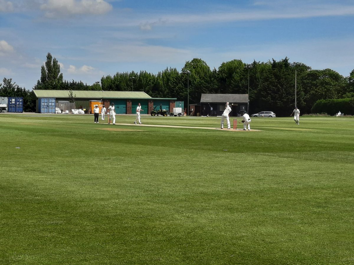 SapperCricket's tweet photo. Determined effort with the bat sees us reach 238-6 off the 50 overs.
Ryder (62*) setting the team up with a dependable total in the final overs.
It seems a spinners wicket so let's see how the boys go.
#spintowin #RECC2021 #2BallDuck #notgolden https://t.co/9Uo7E1JunW