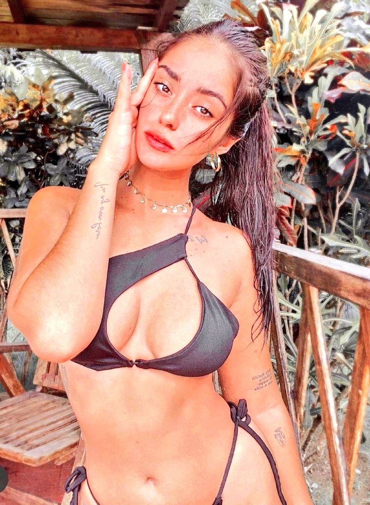 Alexandria P.💘 tweet media
