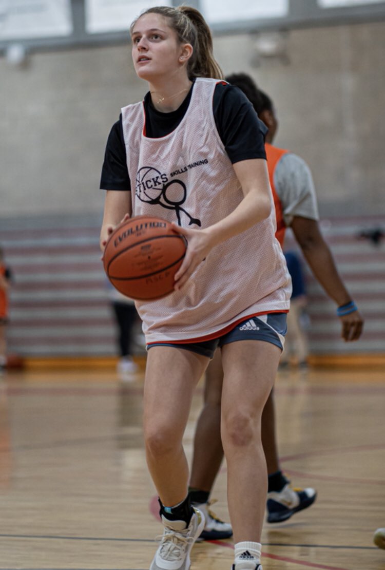 #TheSticksReport
 
Trending Up

A pair of <a href="/LadyRivals/">Lady Rivals</a> 
<a href="/2Mia_mancini/">Mia Mancini</a> &amp; <a href="/amandaahhill/">Amanda Hill</a> continue to make strides heading into the summer eval period. 

Solid play this past weekend