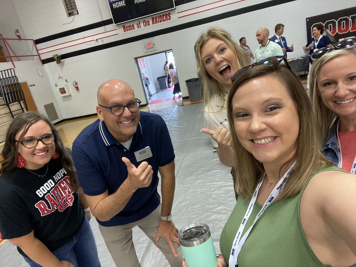 MrsKirkGH's tweet photo. @JBerckemeyer in tha house at @CCBOEAL!!!! @mrsmghe @reilly__hope #nutsandbolts https://t.co/GL3iPCTGvk